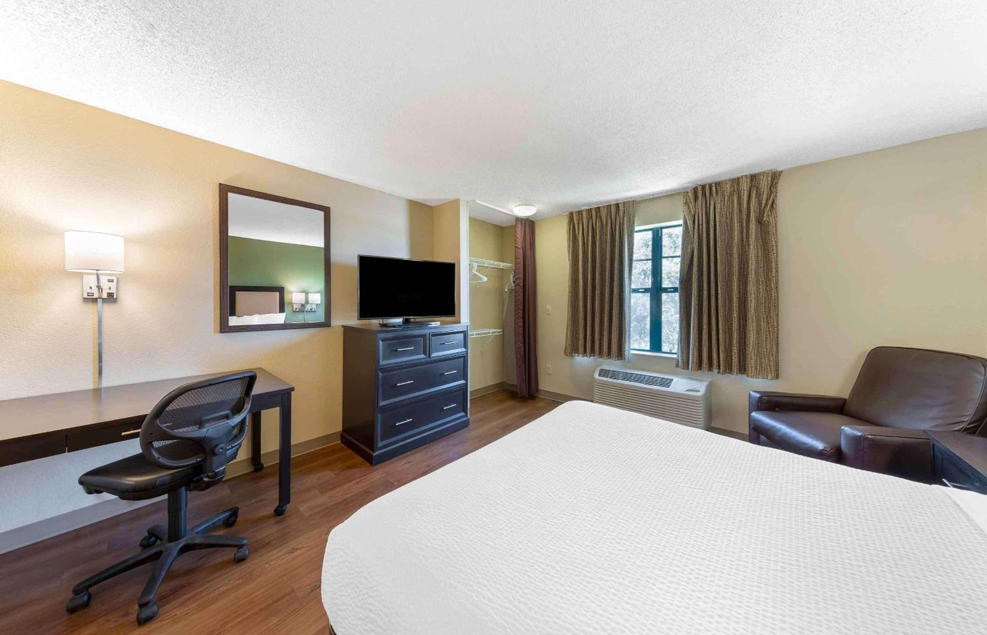 Extended Stay America Select Suites - Chicago - Naperville - West Dış mekan fotoğraf